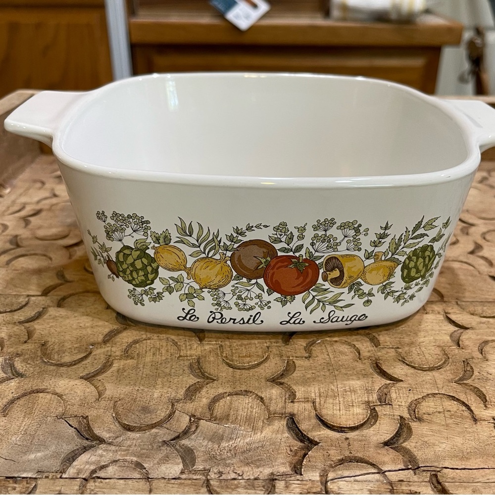 Corning Ware Spice of Life Le Marjolaine 1 1/2 Qt Casserole